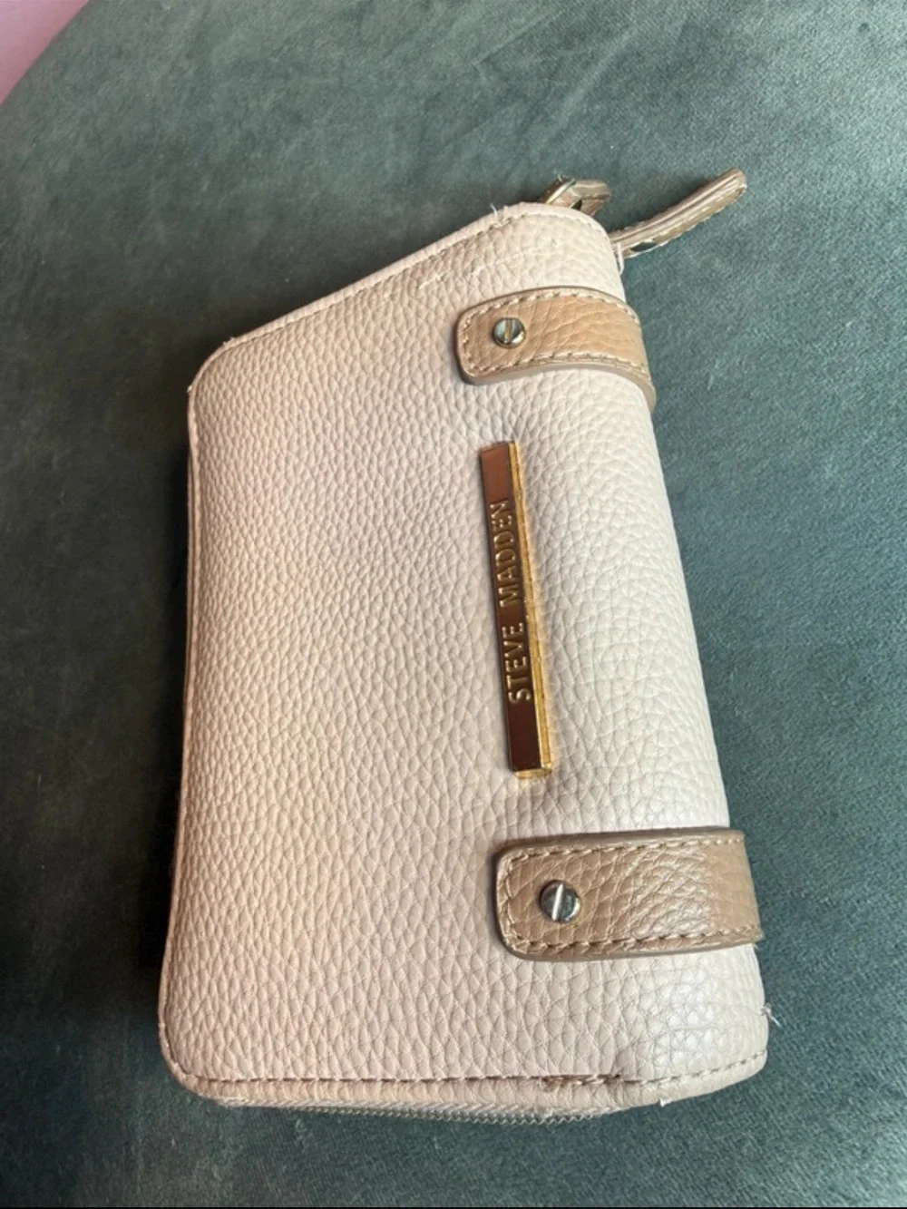 Steve Madden Beige Taupe Double Zip Around Wallet Gold Hardware